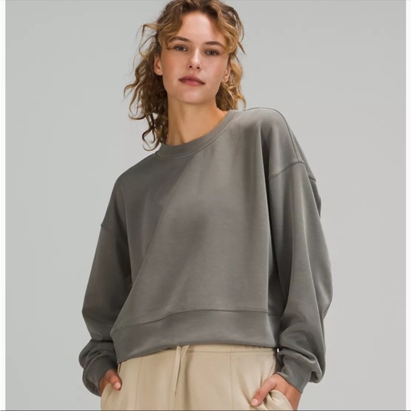 Lululemon Softstreme Perfectly Oversized Cropped Crew Sweatshirt in Sage Grey - Picture 1 of 9
